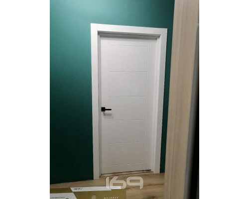 Дверь межкомнатная крашенная «Граффити-4» Whitey (Эмаль) глухая