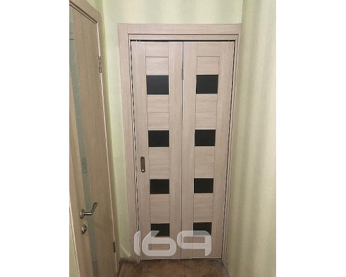 Дверь межкомнатная из эко шпона складная «Браво-23» Cappuccino Melinga остекление Magic Fog