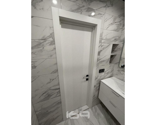 Дверь межкомнатная крашенная «Граффити-21» Whitey (Эмаль) глухая