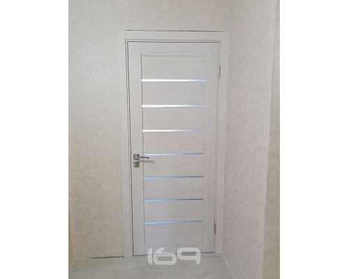 Дверь межкомнатная из эко шпона «Браво-22» Snow Melinga остекление Magic Fog