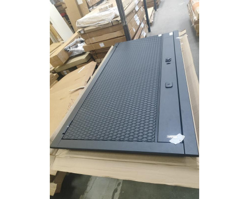 Дверь входная металлическая «Лайнер-3» Total Black/Nordic Oak