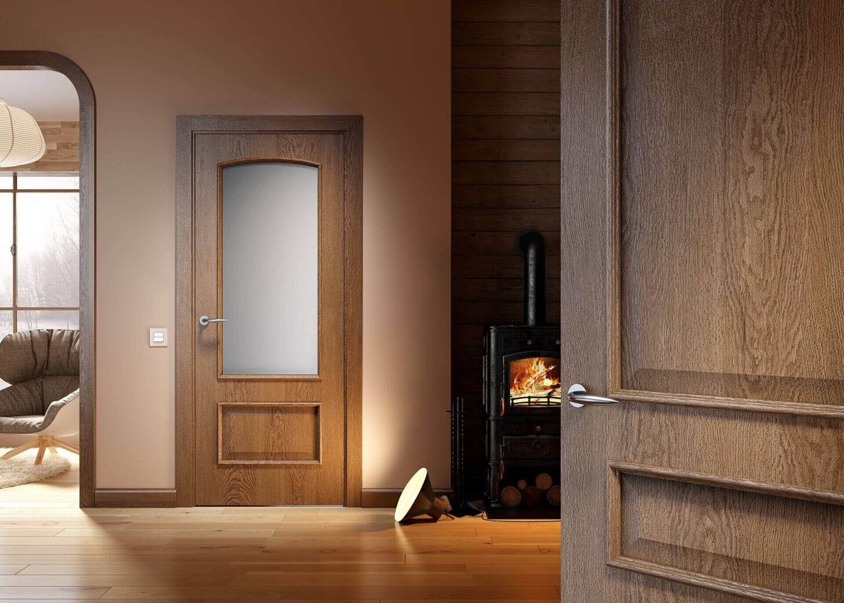 Интересное сочетание межкомнатной двери из шпона со стеклом Интересное сочетание межкомнатной двери из шпона со стеклом